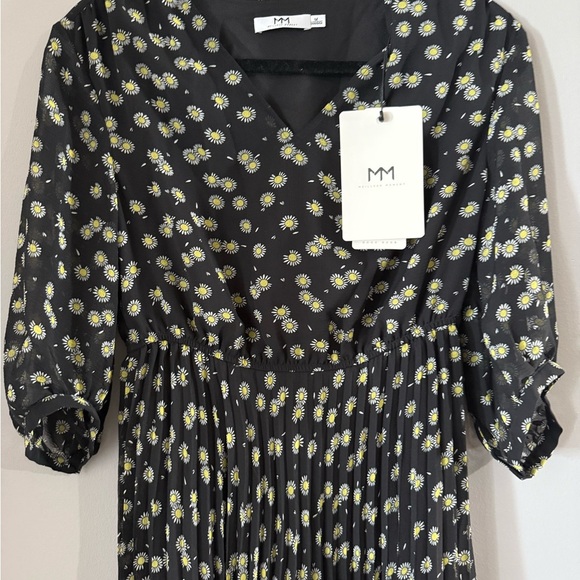 Meilleur Moment Elegant Black Floral Midi Dress - Picture 11 of 13